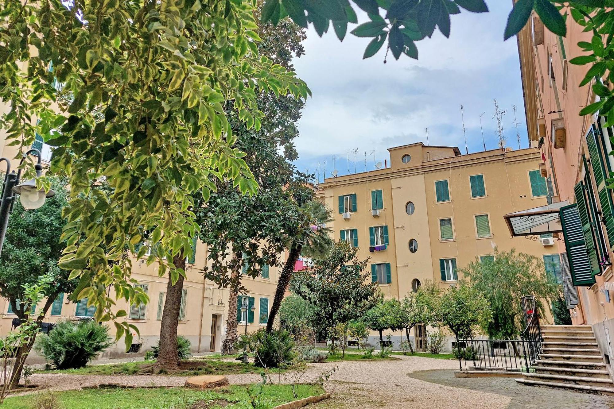Vatican 47