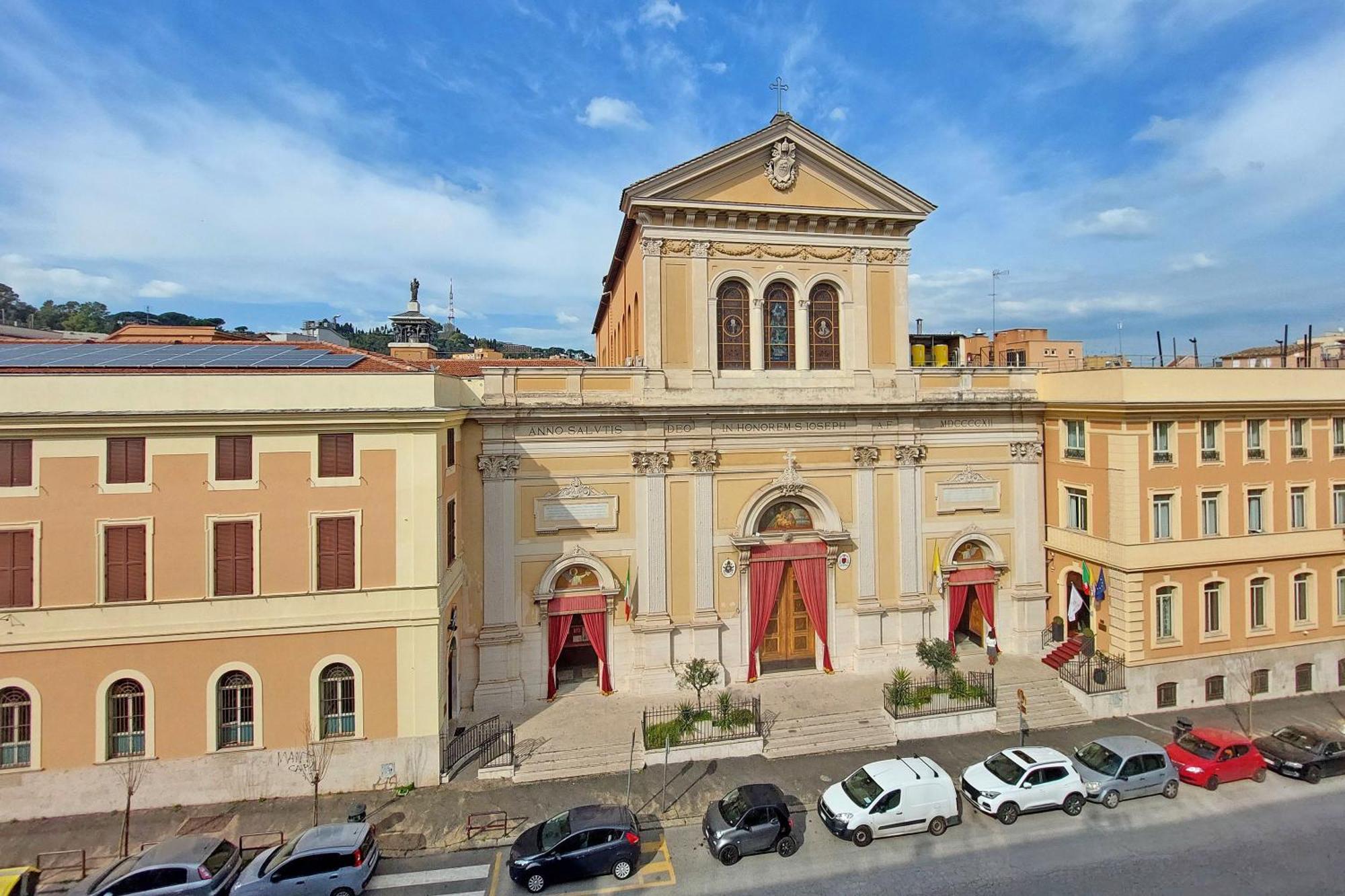 Vatican 47